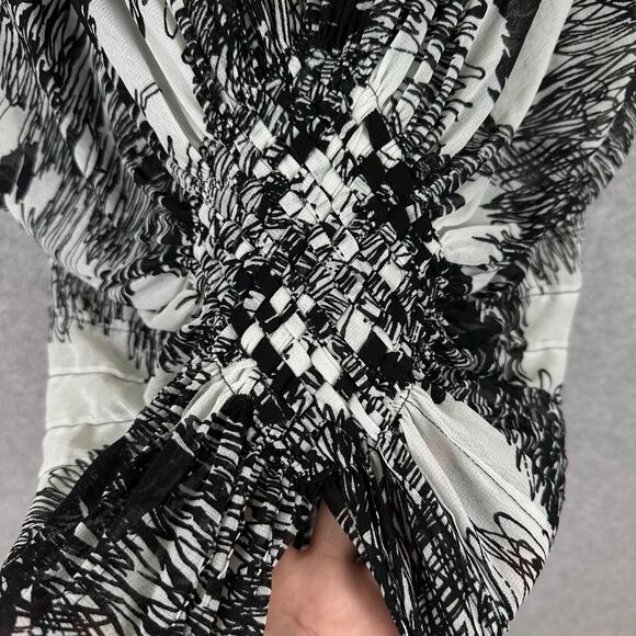 RARE Vivienne Tam Mesh Top Size P (XS) Black White Abstract Geo Y2K Runway Knot0 - Picture 9 of 13